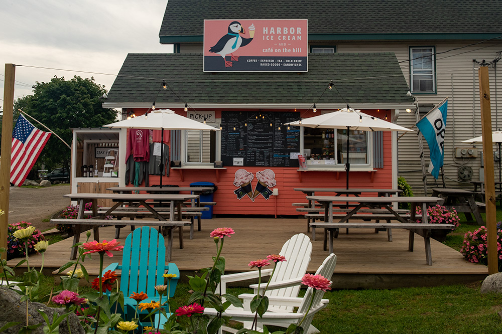 Harbor Ice Cream & Cafe on the Hill